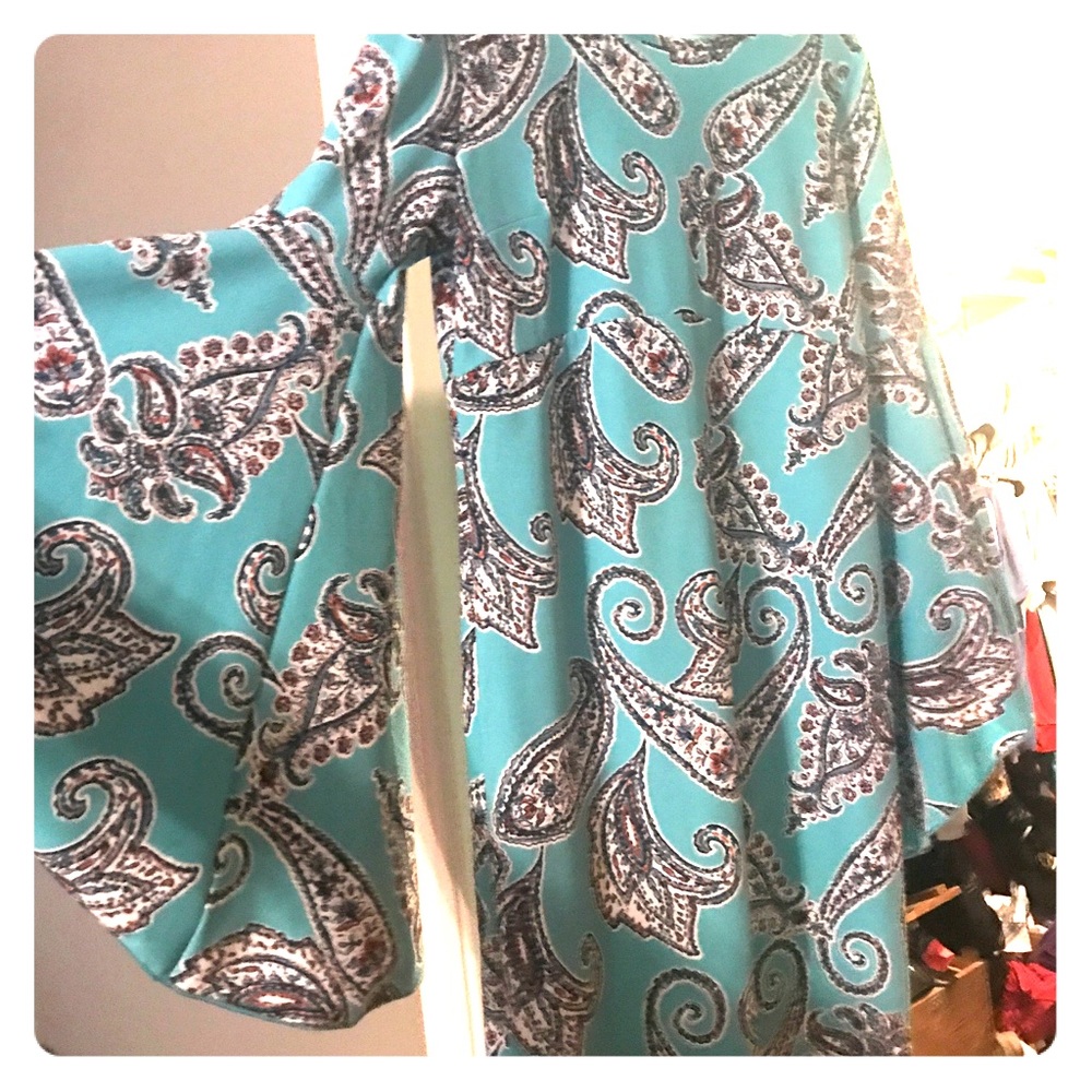 Beautiful teal dress with bell sleeves!
